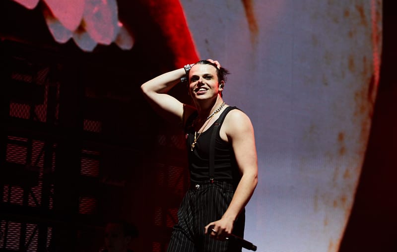 Yungblud Joins Aerosmith for Ozzy Osbourne Tribute at MTV VMAs 2025